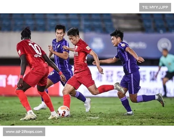 张华晨任意球世界波破门，大连英博热身赛1-0胜天津津门虎